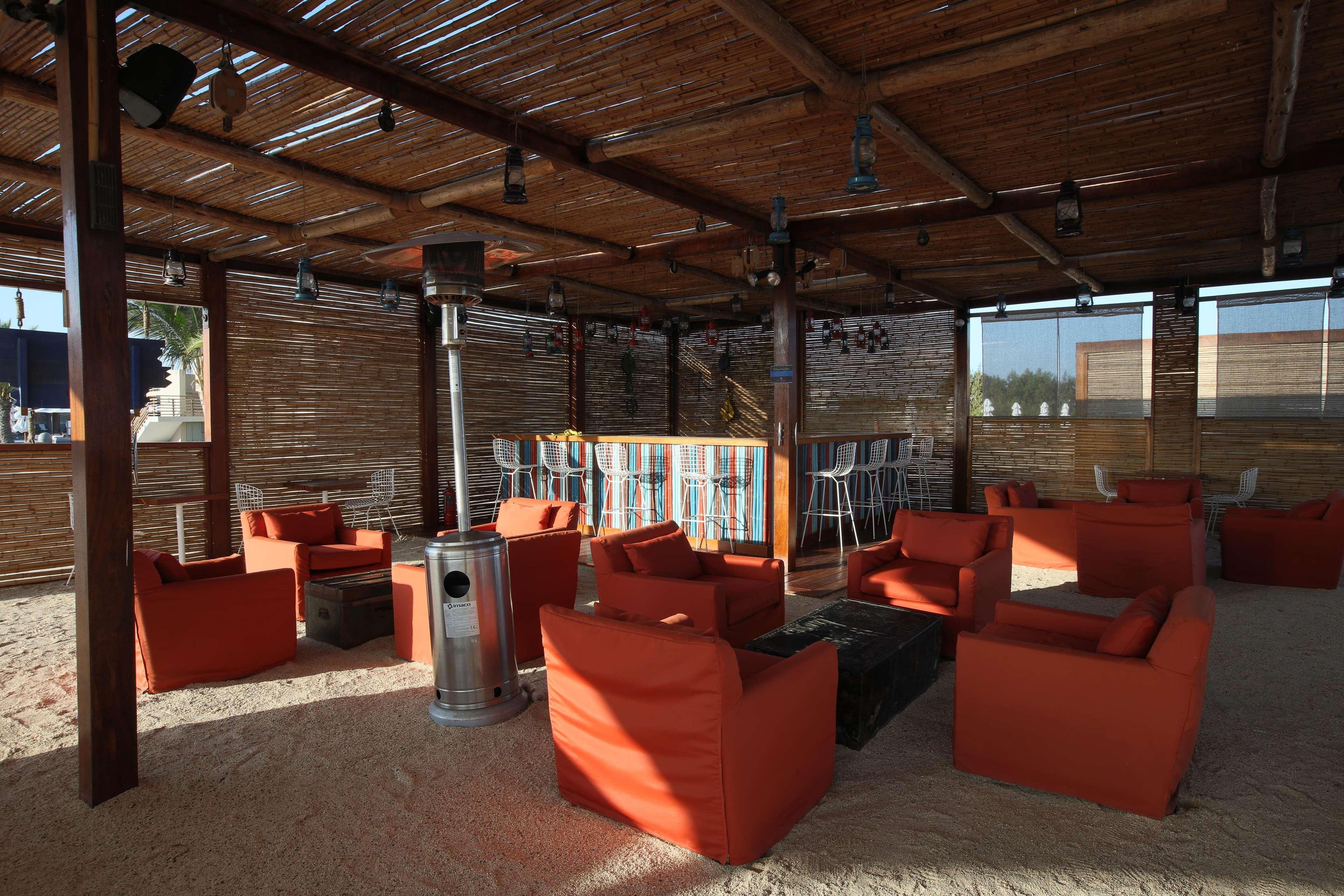 The Legend Paracas Resort, A Destination By Hyatt Hotel מראה חיצוני תמונה The interior of the library
